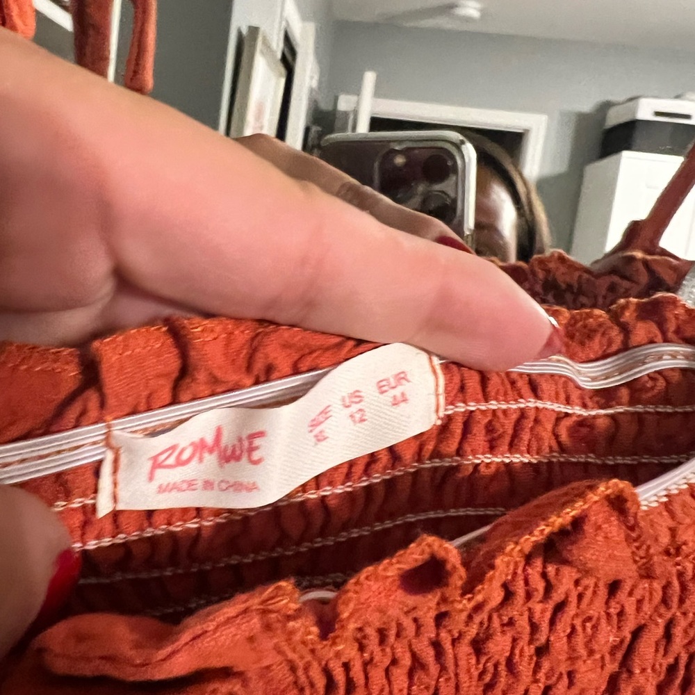ROMWE Rust Button-Down Dress - Picture 2 of 2